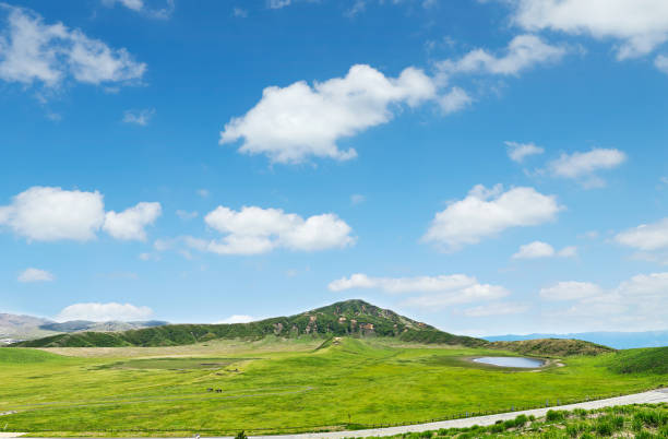 日本の阿蘇の風景 - 熊本県 ストックフォトと画像